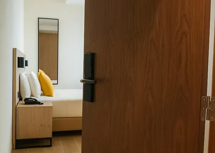 Infante Santo - 4* Lissabon