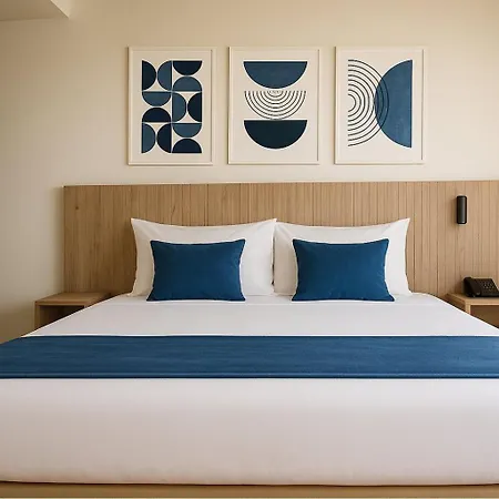 Infante Santo - Hotell