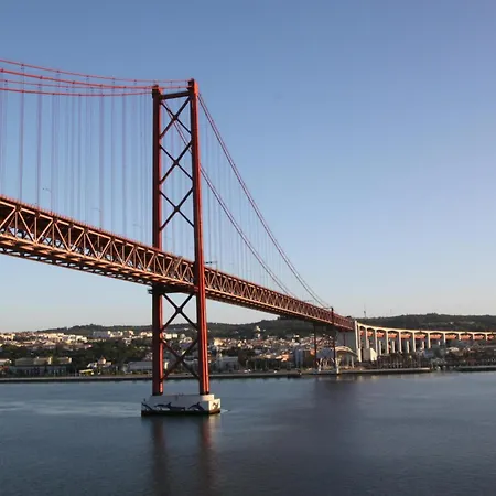 Infante Santo - Hotell Lisboa